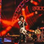 WALLFLOWERS support ZZ TOP